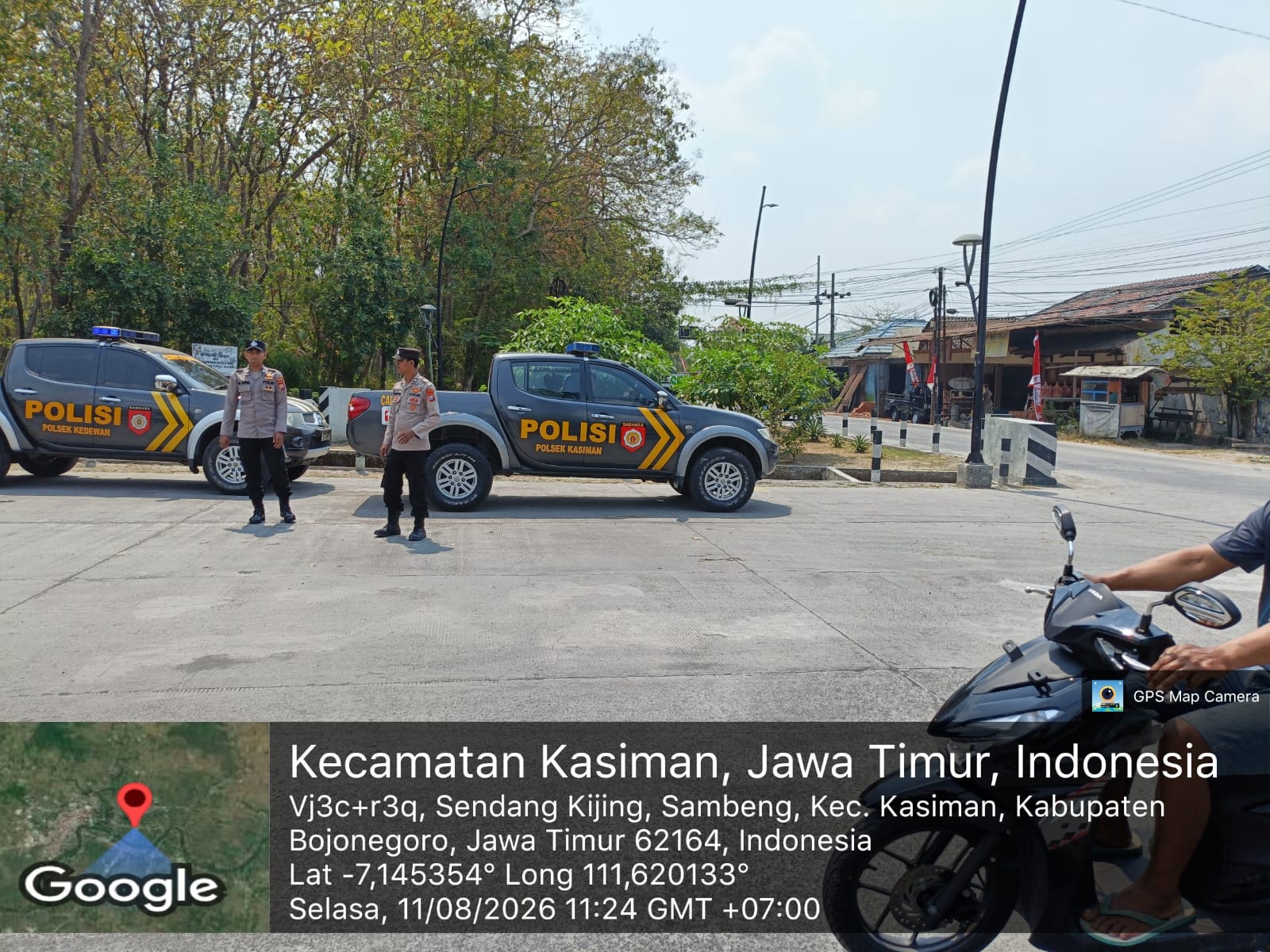 Patroli bersinggungan Gelar Patroli sampai diperbatasan Polsek Kedewan laksanakan giat patroli bersinggungan