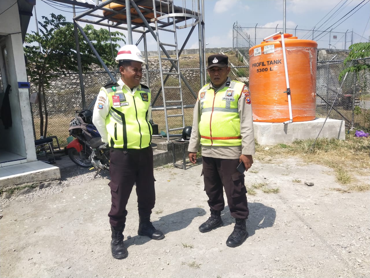 Patroli dialogis sapa Siang Polsek Gayam antisipasi gangguan Kamtibmas