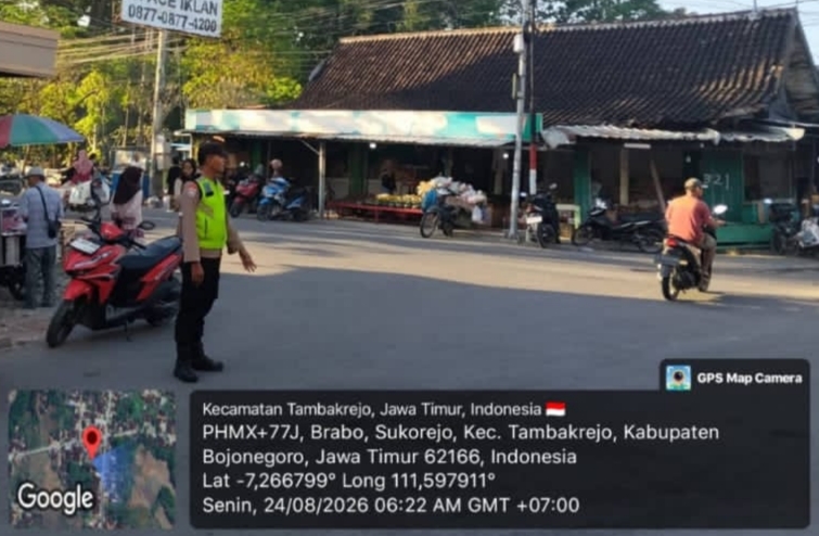Sapa Pagi Cegah laka lantas Polsek Tambakrejo laksanakan pengaturan Pagi di jalur padat kendaraan