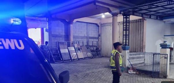 Piket jaga Polsek Sukosewu laksanakan Patroli Malam