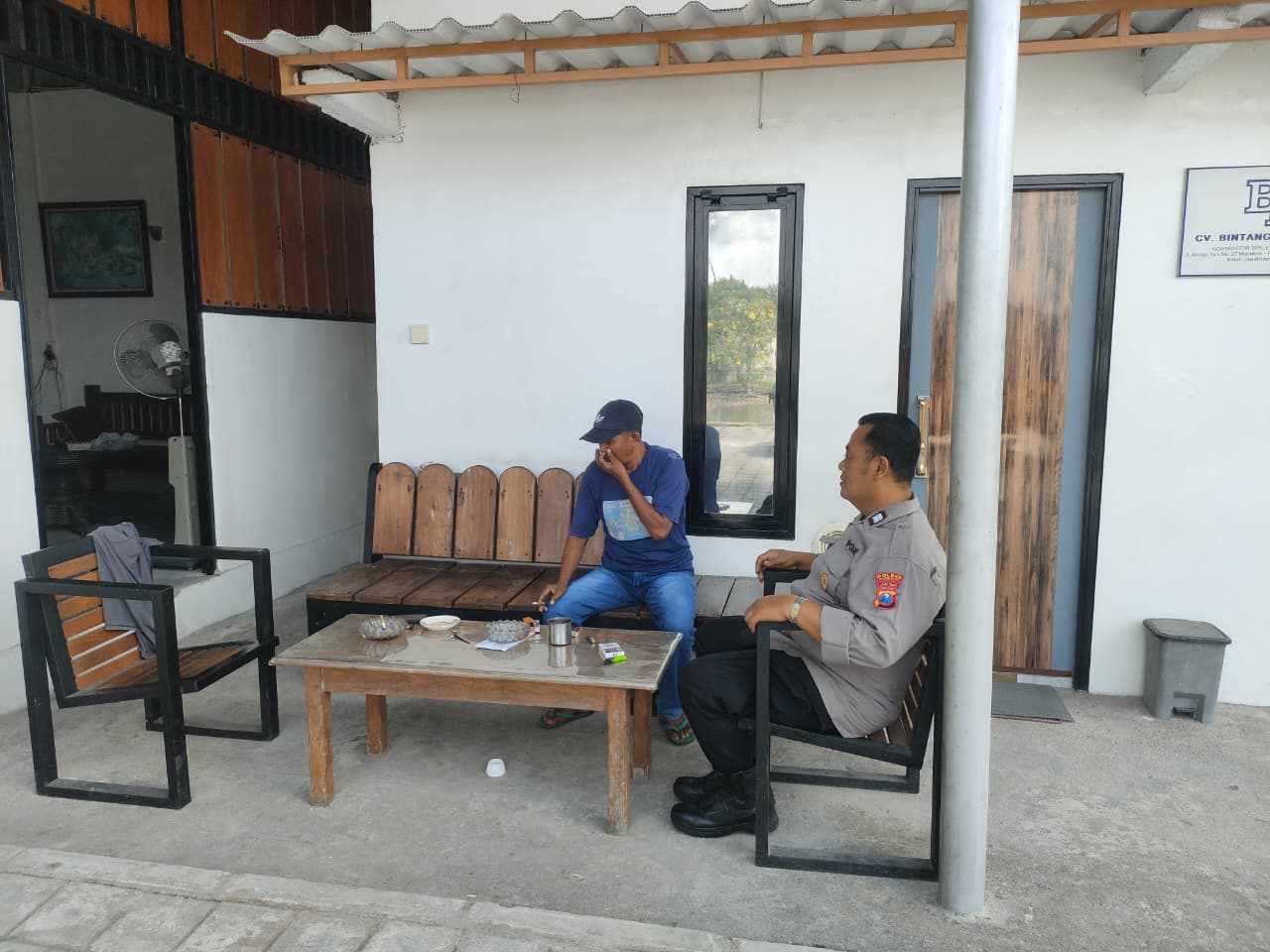 Polsek Kapas Gelar Patroli dan Sambang ke Kantor CV Bintang Nusantara di Desa Mojodeso, Jalin Sinergi dengan Dunia Usaha