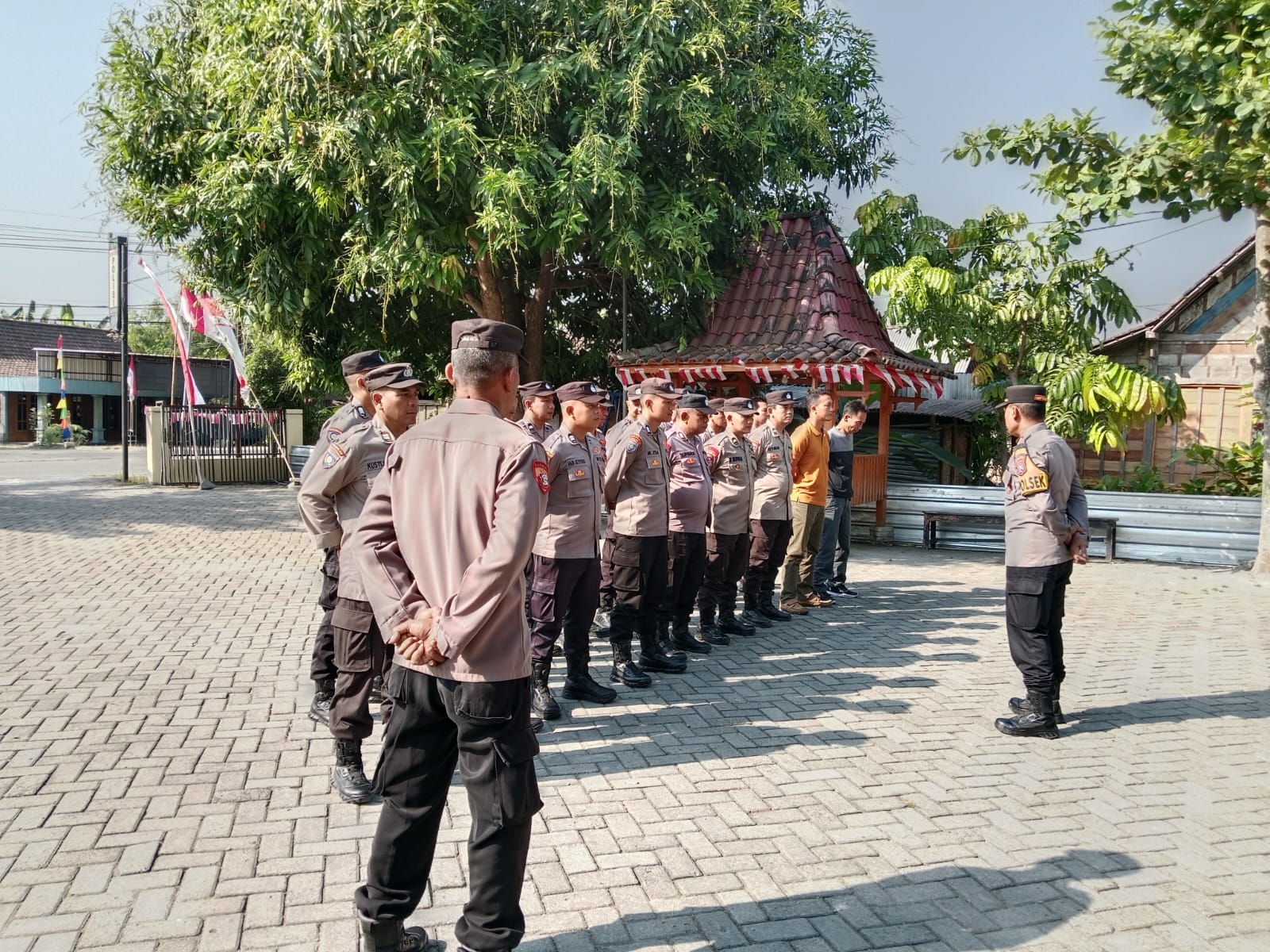 Polsek Ngraho Melaksanakan Giat Apel Pagi, Penyampaian Arahan Pimpinan Terkait Situasi Kamtibmas