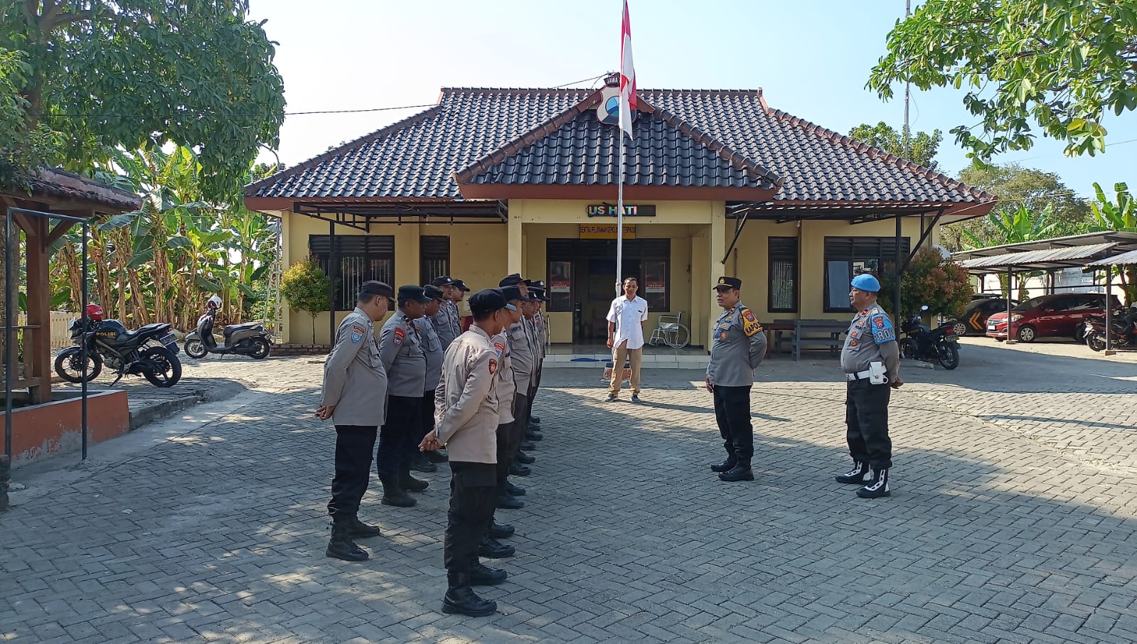 Antisipasi Gangguan Kamtibmas, Polsek Dander Laksanakan Apel Siaga 1