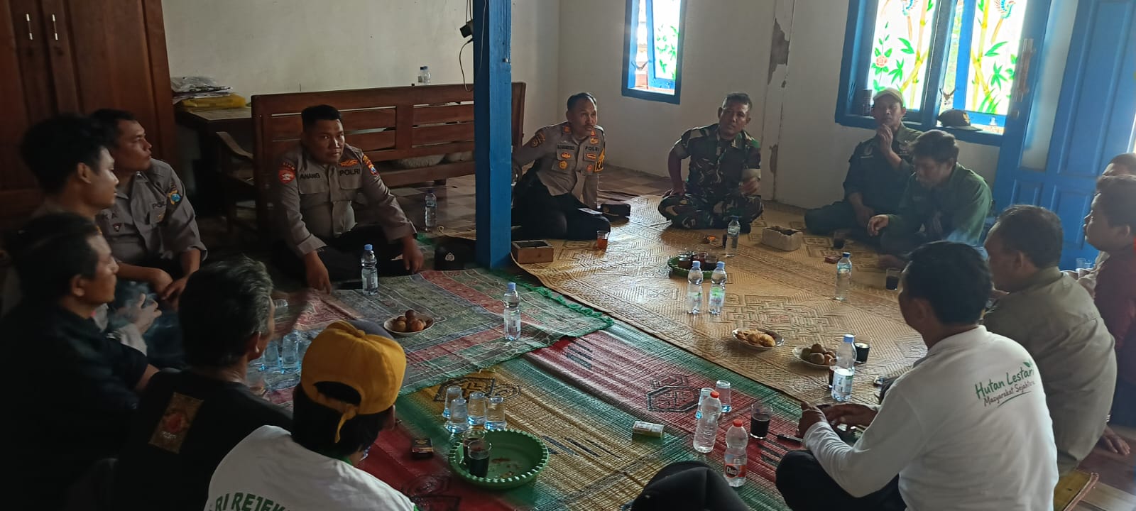 Polsek Sekar Hadiri Giat RHL Anggota Polsek Sekar Hadiri Giat Bimtek RHL Poktan Wono Sekar Makmur