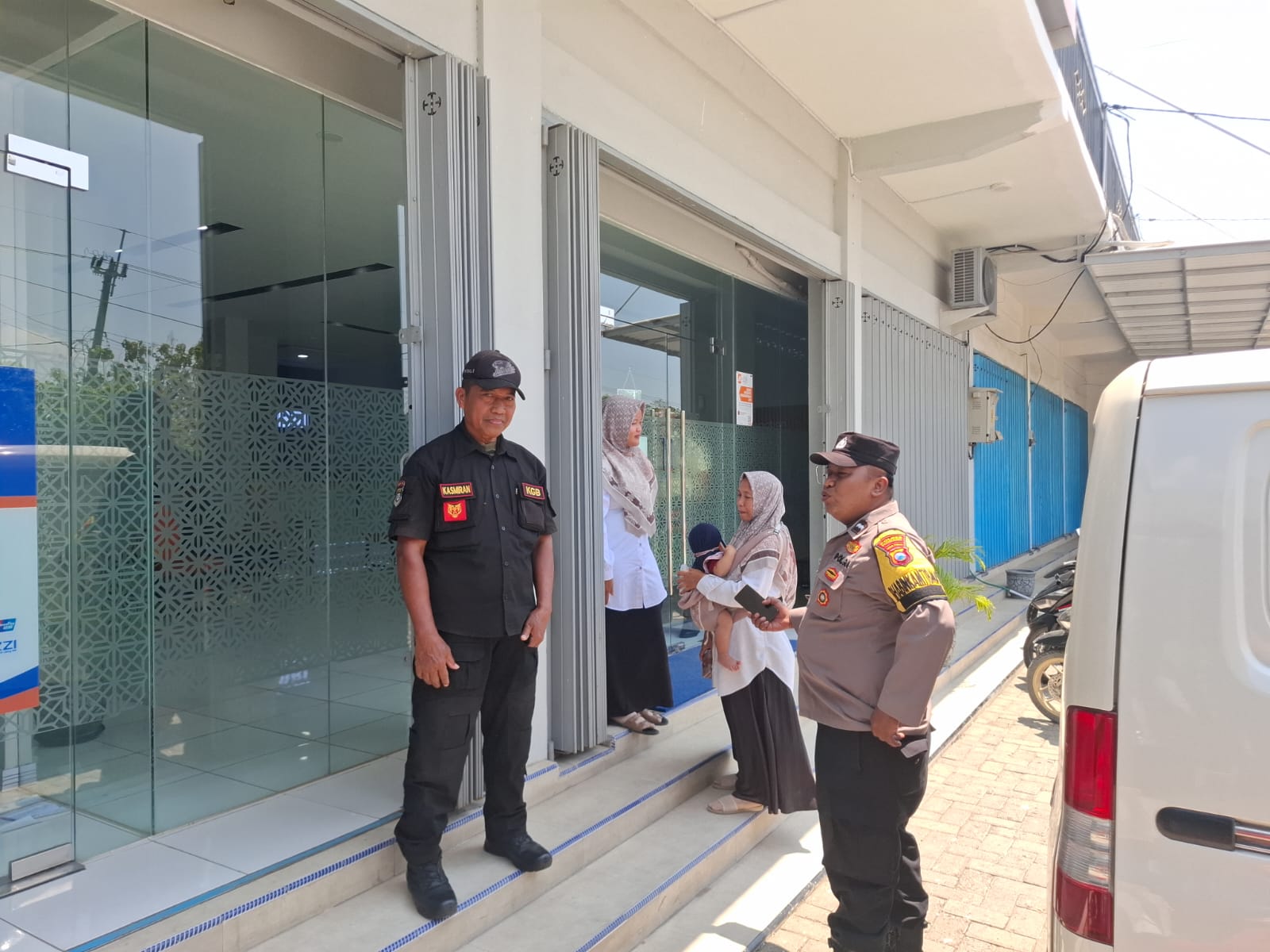Patroli dialogis sapa Siang Polsek Gayam antisipasi gangguan Kamtibmas