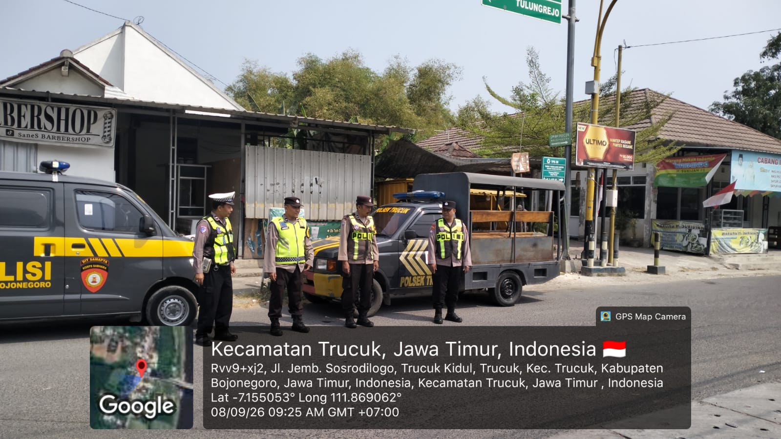 Patroli Bersinggungan Antisipasi Gangguan Kamtibmas Diwilayah Perbatasan