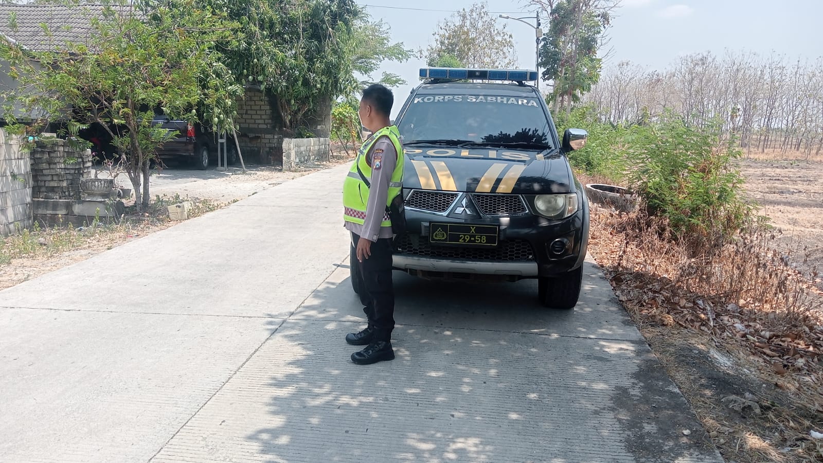 Cegah kriminal, Polsek Sukosewu gelar Patroli siang