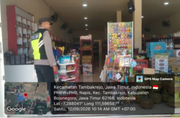 Antisipasi Tindak Kejahatan 3C, Polsek Tambakrejo Laksanakan Patroli Dialogis Siang Hari Di pertokoan