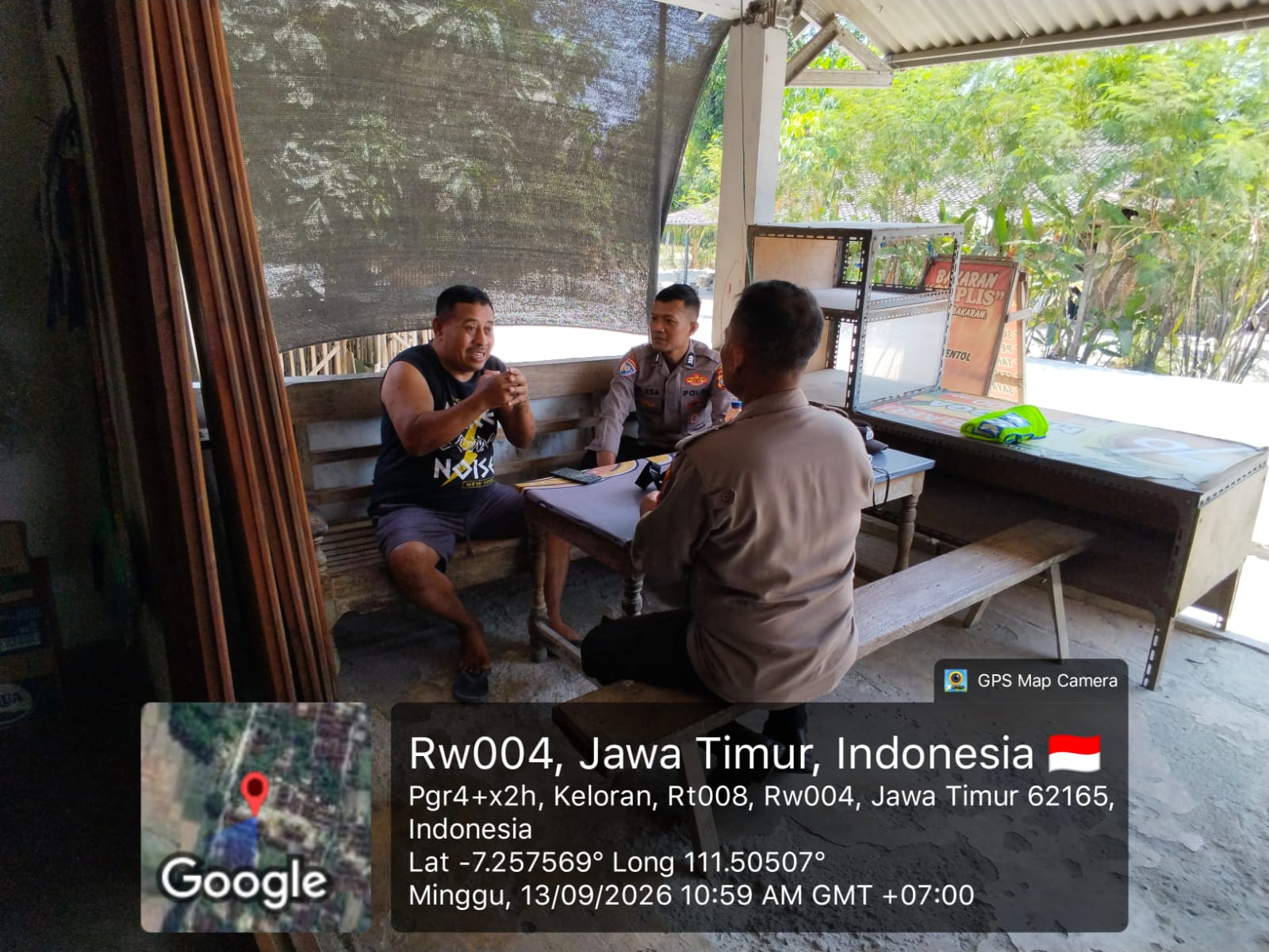 Personil Polsek Ngraho Laksanakan Patroli dialogis Siang Hari untuk Antisipasi Tindak Kejahatan 3C