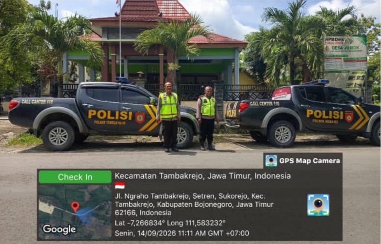 Patroli bersinggungan Gelar Patroli sampai diperbatasan Polsek Tambakrejo laksanakan giat patroli bersinggungan