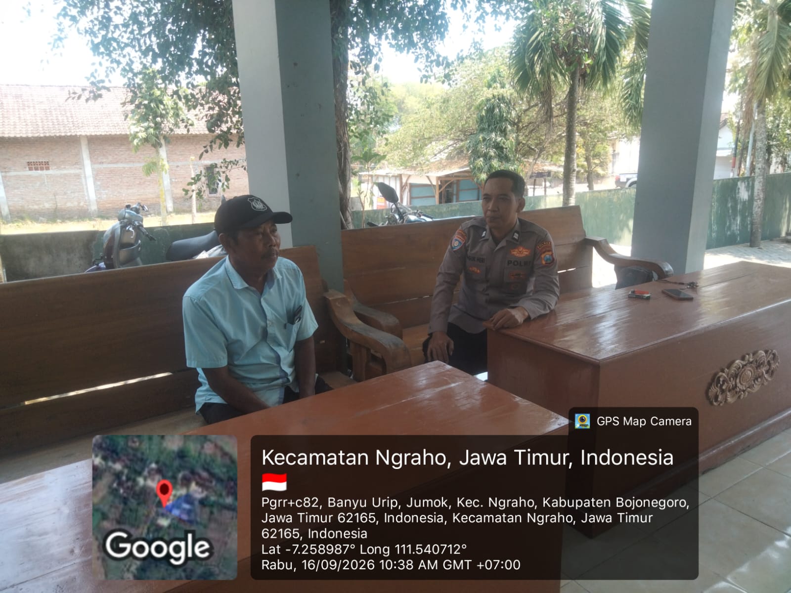 Personil Polsek Ngraho Laksanakan Patroli dialogis Siang Hari untuk Antisipasi Tindak Kejahatan 3C