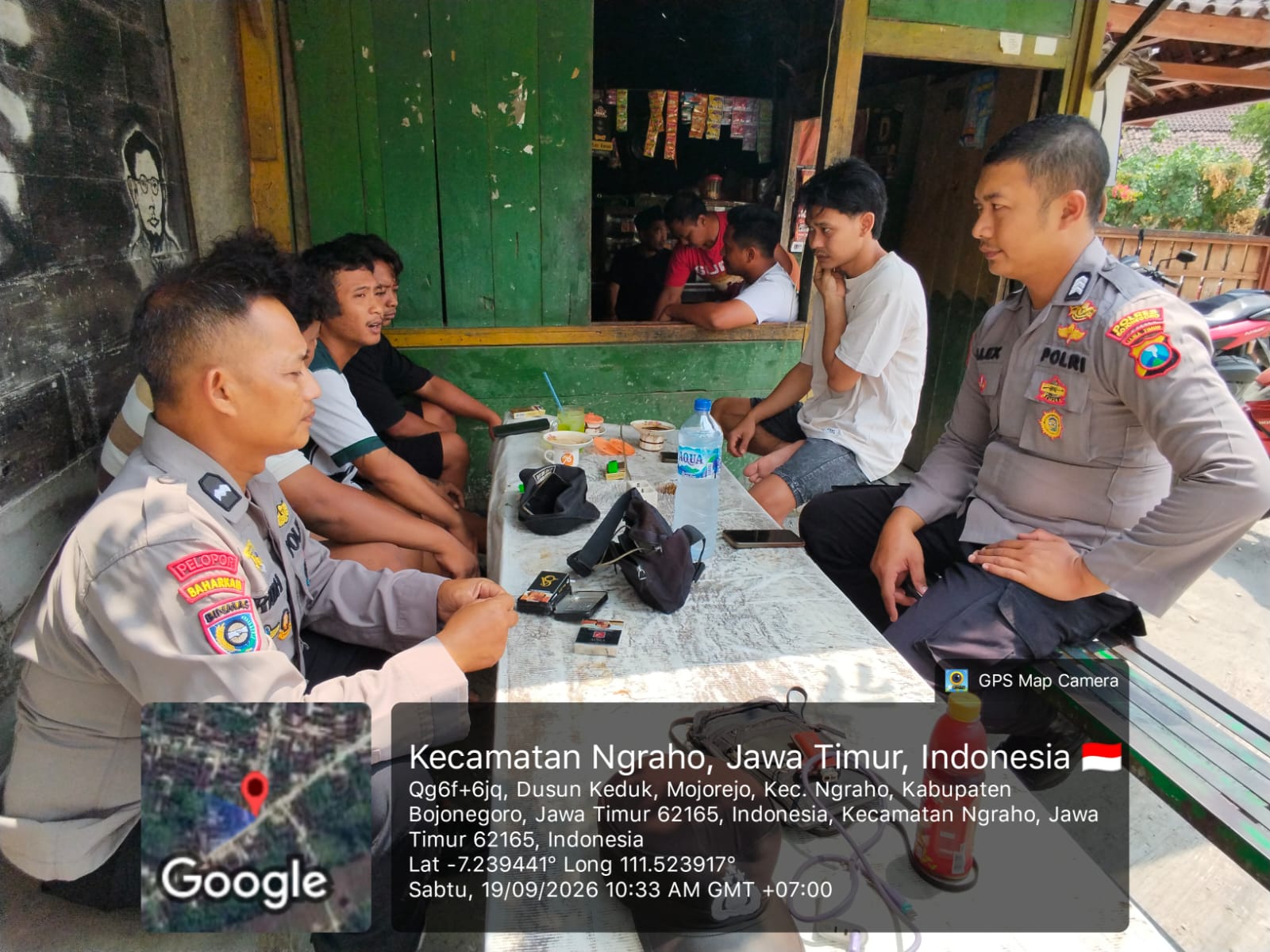 Personil Polsek Ngraho Laksanakan Patroli dialogis Siang Hari untuk Antisipasi Tindak Kejahatan 3C