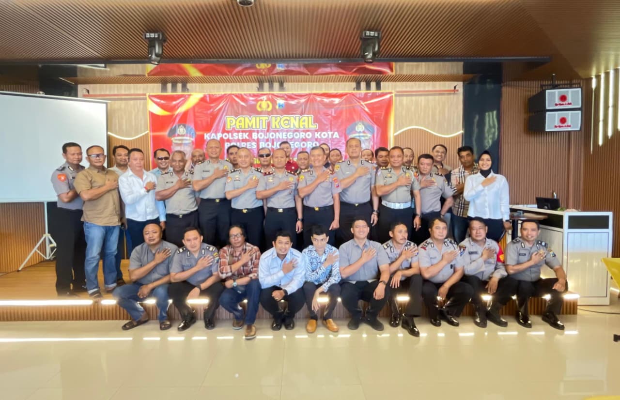 Pamit Kenal Kapolsek Bojonegoro Kota, Tongkat Estafet Kepemimpinan Beralih kepada Kompol Hufron Nur Rochim