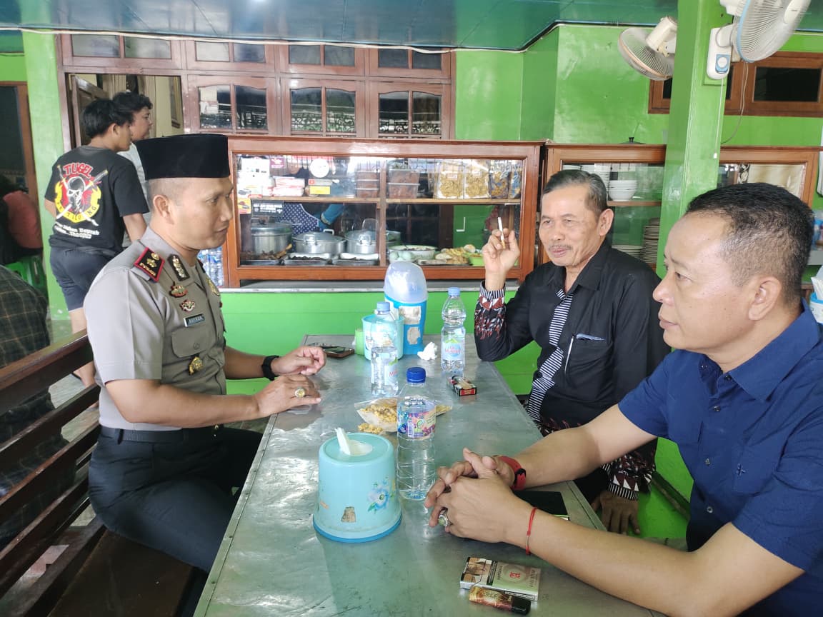 Kapolsek Bojonegoro Kota Pererat Sinergitas Melalui Sambang Dialogis dengan Kepala Desa Pacul