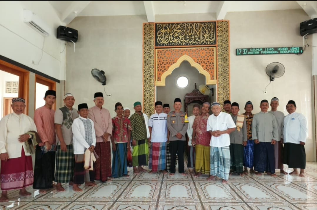 Kapolsek Padangan Laksanakan Safari Jum'at, Pererat Silaturahmi dan Sampaikan Pesan Kamtibmas