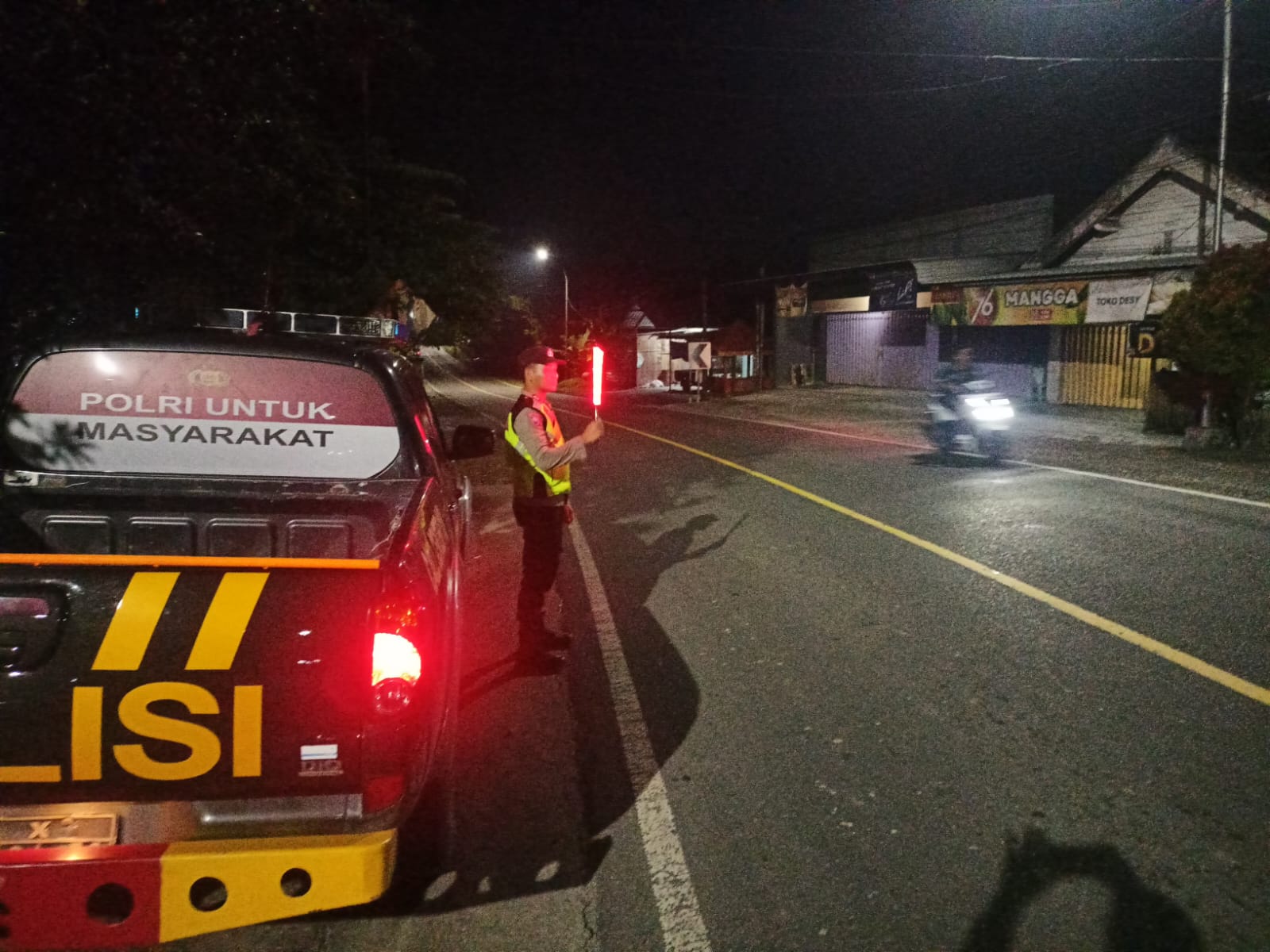 Polsek Margomulyo Melaksanakan Giat Sapa Malam Guna Antisipasi Kriminalitas