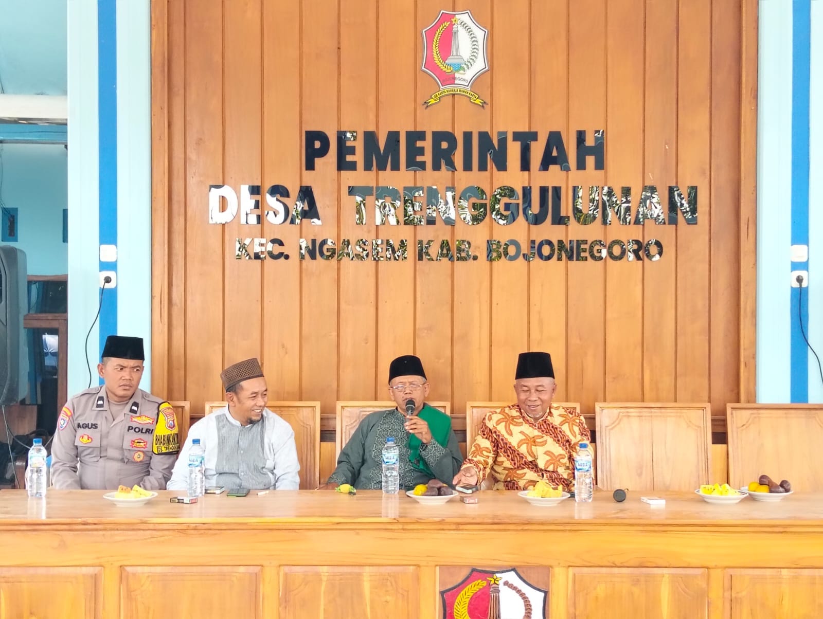 Bhabinkamtibmas Polsek Ngasem Hadiri Sedekah Bumi