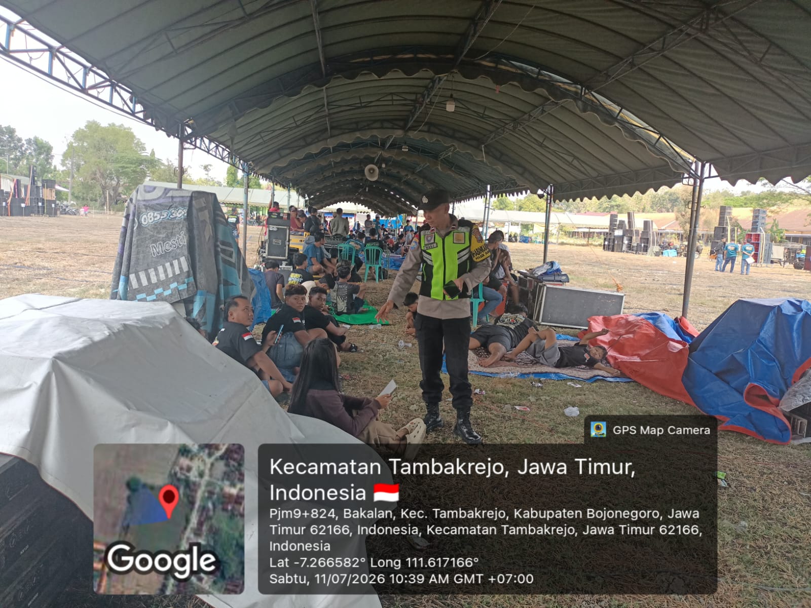 Cegah laka lantas Polsek Tambakrejo laksanakan pengaturan Pagi di jalur padat kendaraan