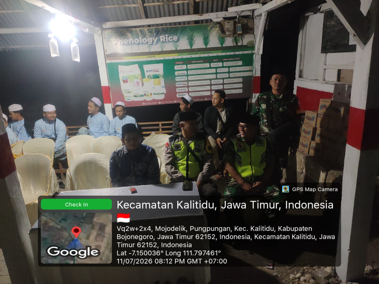 Paguyuban Petani Dusun Bilo Melaksanakan Tasyakuran Dengan Menggelar Sholawatan bersama Gus Mundhib.