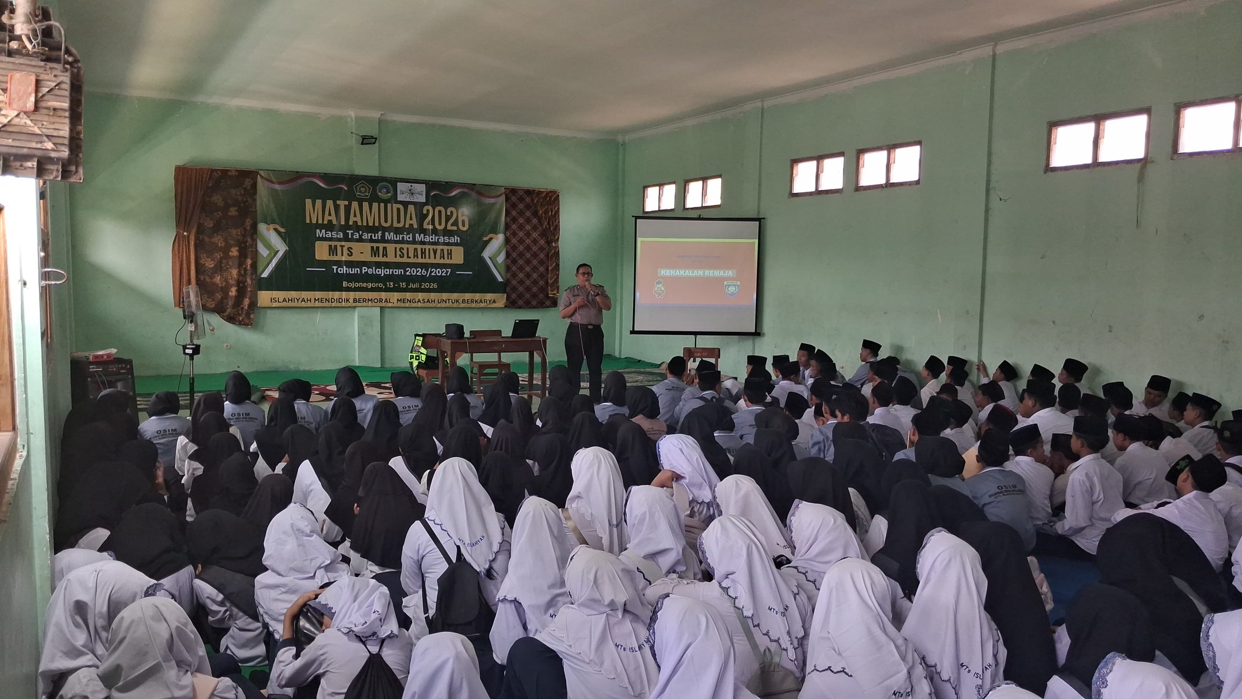 Kanit Binmas Polsek Kalitidu Laksanakan Binluh Anti Bullying Di Lingkungan Sekolah