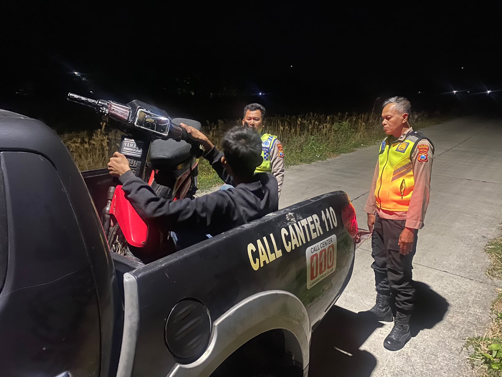 Intensifkan patroli di Malam Hari, Polsek Tambakrejo Tingkatkan Patroli langit biru pada Jam Rawan