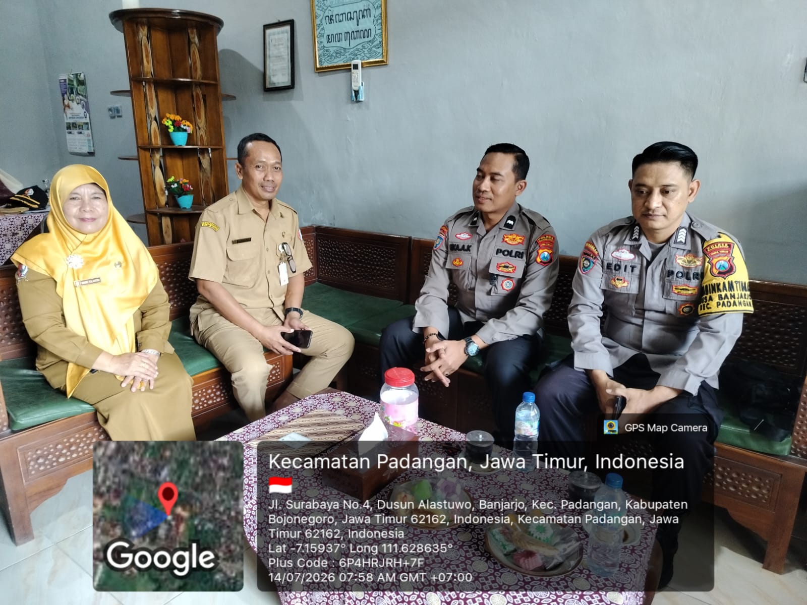Menjaga Situasi Kamtibmas Aman Kondusif, Polsek Padangan Laksanakan Patroli Dialogis di SMP Negeri 2 Padangan