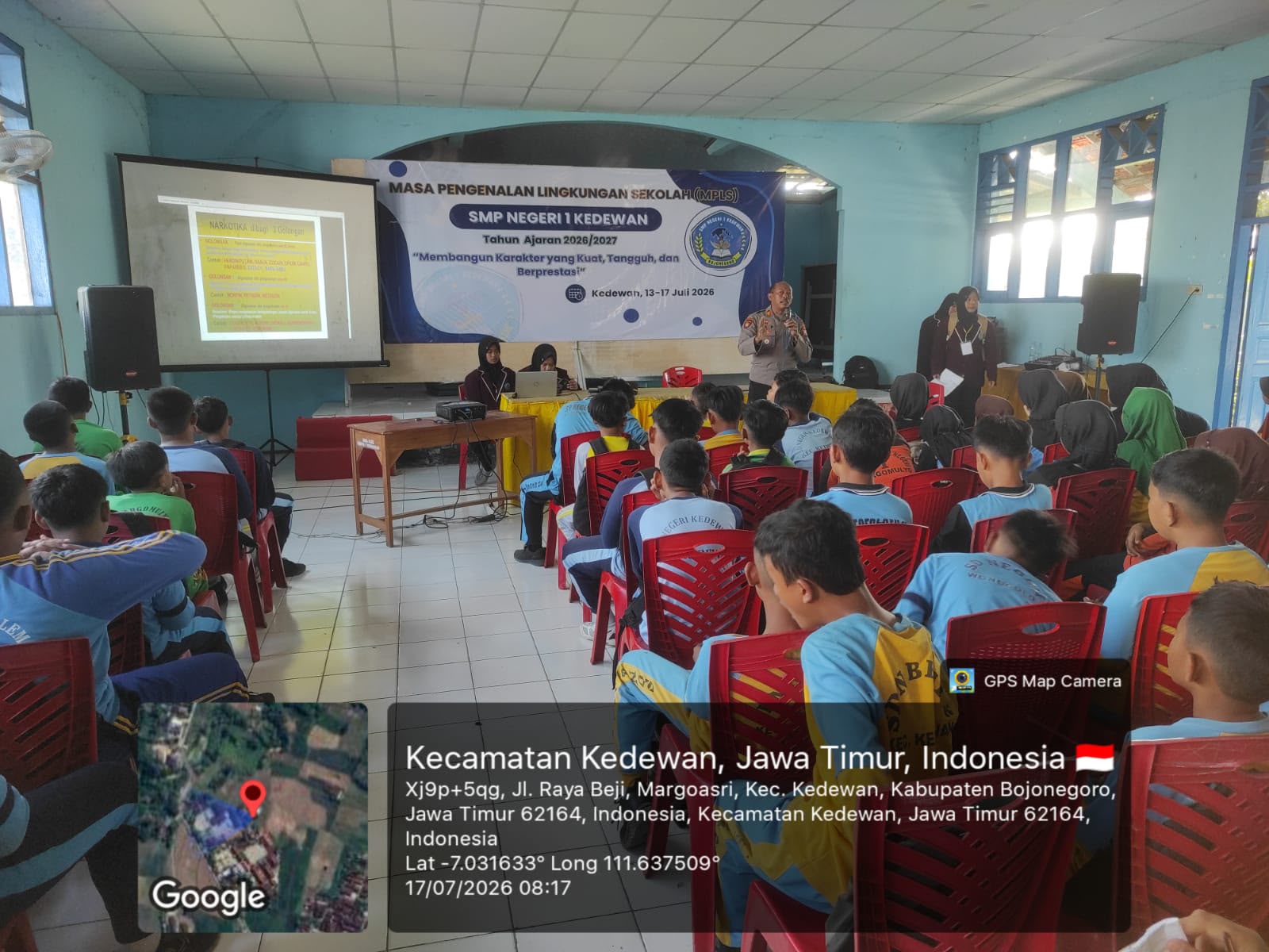 Kapolsek Kedewan Berikan Materi MPLS Bahaya Bullying,Narkoba dan Taat Dalam Berlalu Lintas di SMPN 1 Kedewan