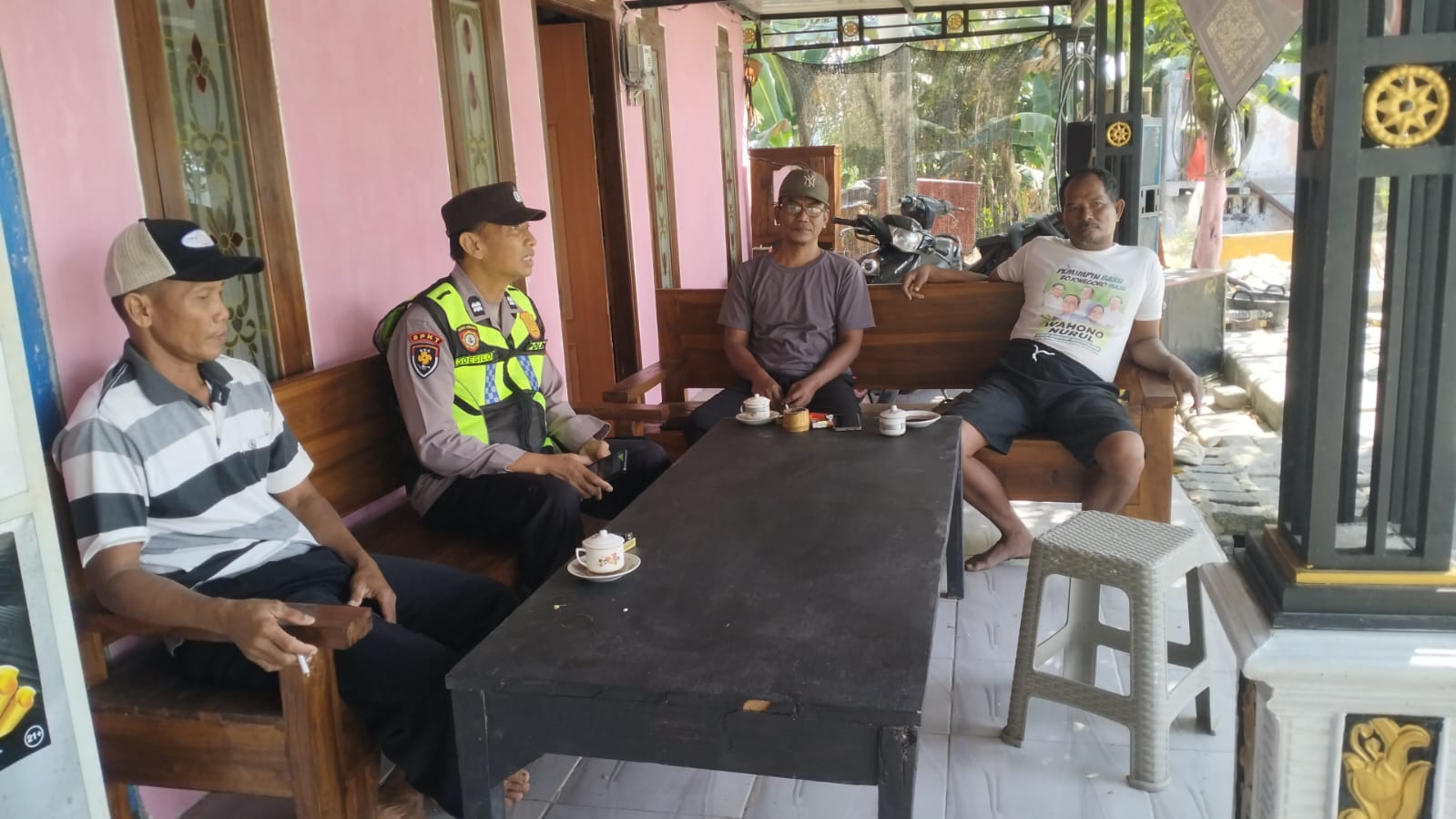 Polsek Trucuk Giat Patroli Dialogis, Sampaikan Himbauan Kamtibmas