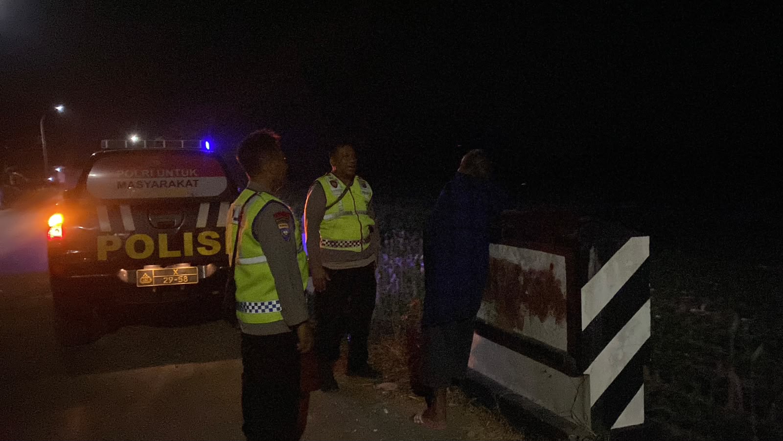 Piket jaga Polsek Sukosewu laksanakan Patroli Malam