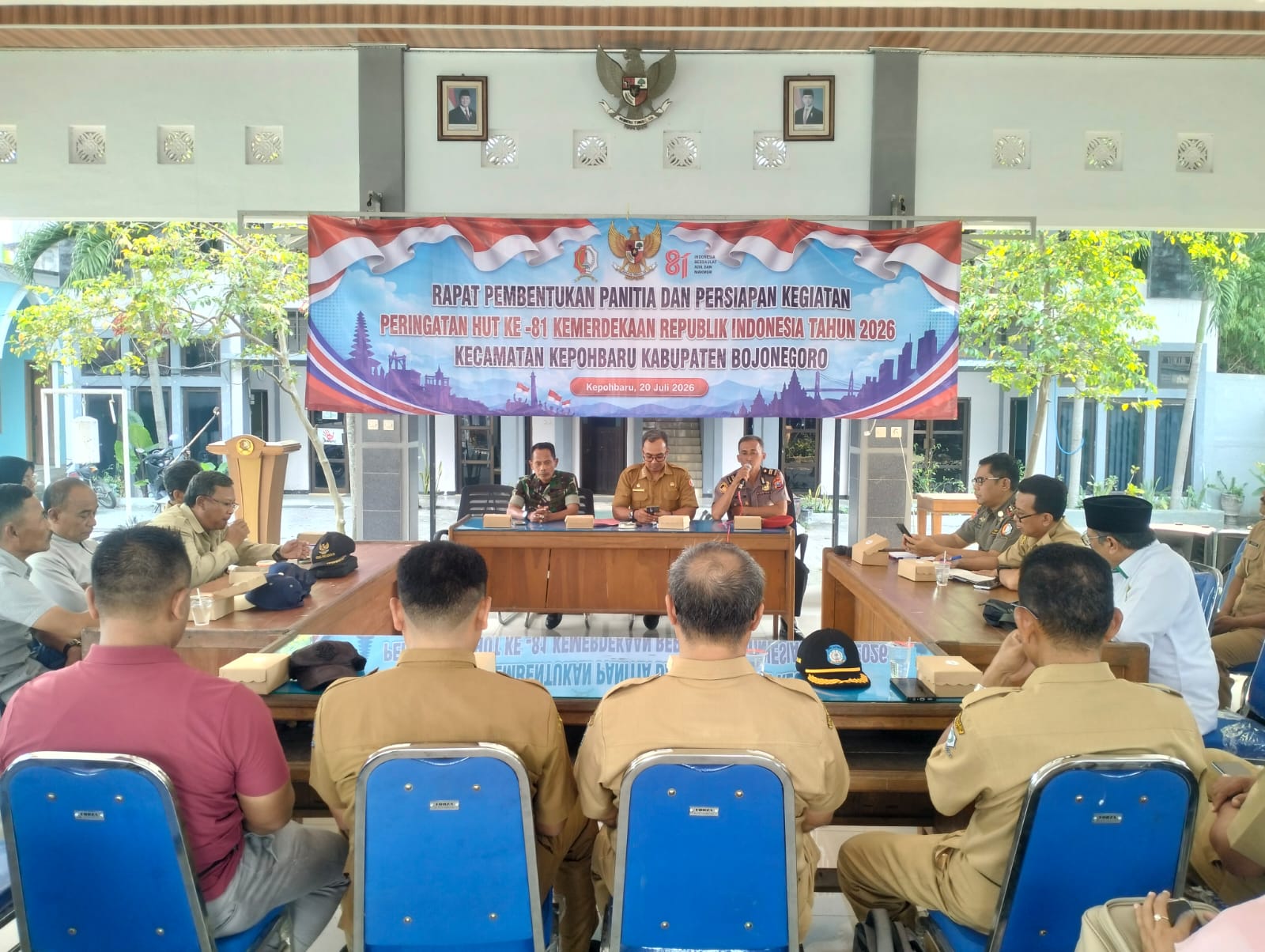 Plh Kapolsek Kepohbaru Hadiri Rapat Pembentukan Panitia HUT Ke-81 Kemerdekaan RI Tingkat Kecamatan Kepohbaru