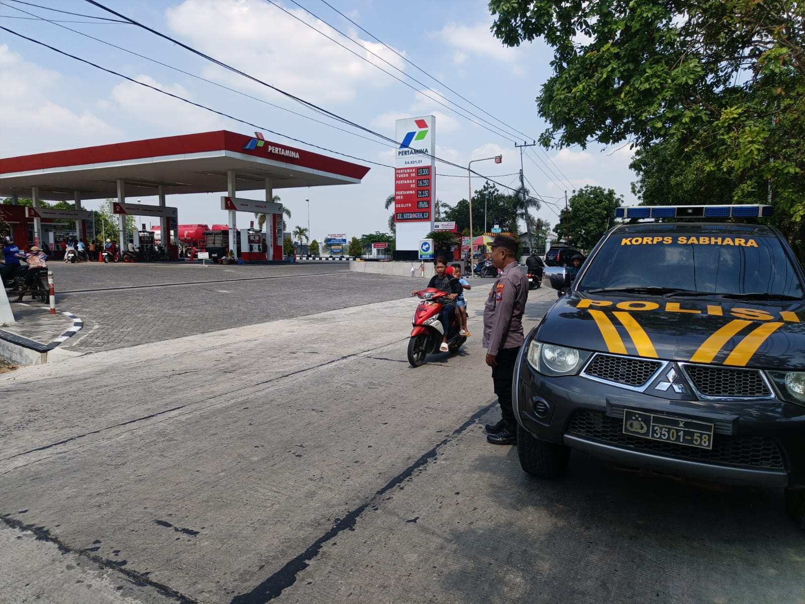 Pastikan Stok BBM Aman, Polsek Kasiman Patroli SPBU
