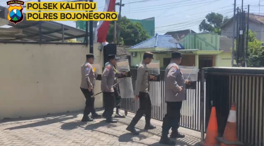 Antisipasi Ancaman dan Gangguan Polsek Kalitidu Lakukan Simulasi sispam Mako