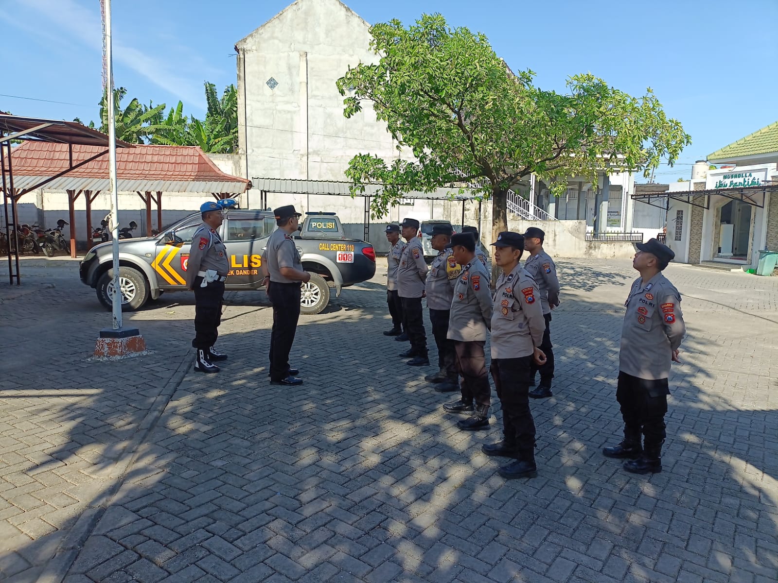 Anggota Polsek Dander Laksanakan Apel Jam Pimpinan, Tegaskan Disiplin dan Pelayanan Prima
