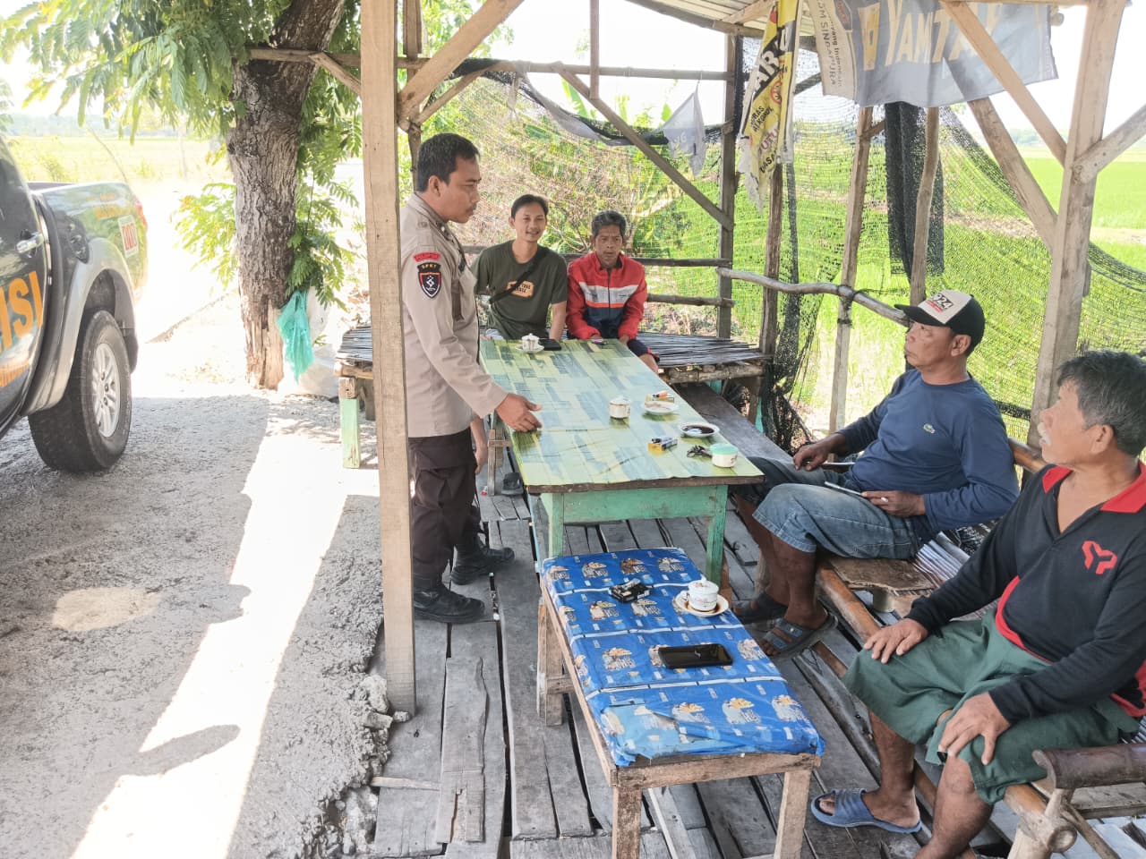 Perkuat Sinergitas dengan Warga, Anggota Polsek Dander Laksanakan Patroli Dialogis dan Sambang di Desa Ngraseh
