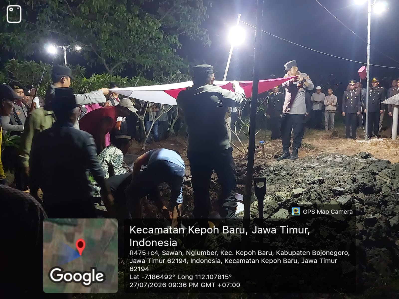 Polsek Kepohbaru Laksanakan Pengamanan Upacara Pemakaman Aiptu Suhartoyo