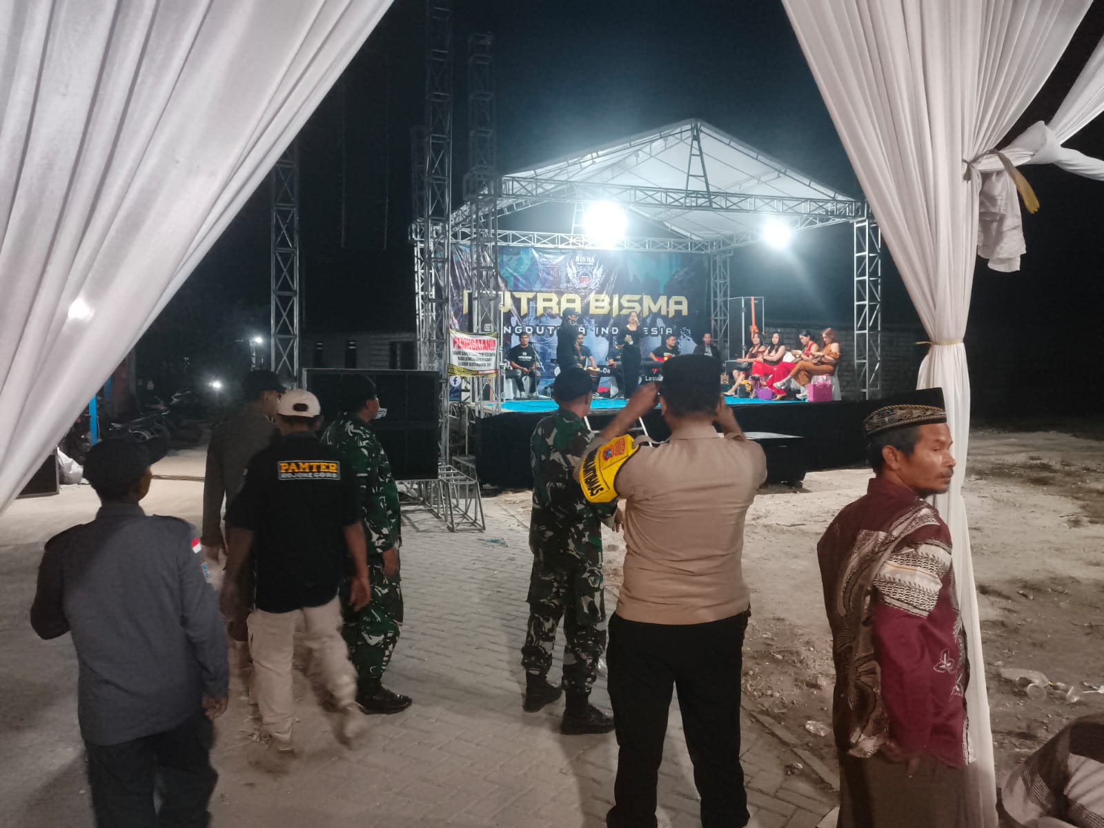 Sinergitas Tni Polri Polsek Bubulan Dalam Pengamanan Kegiatan Masyarakat