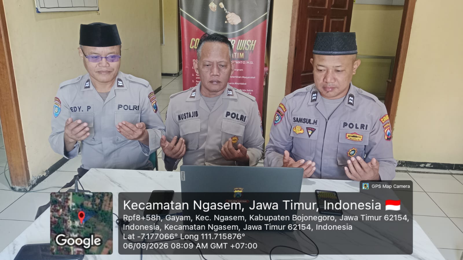 Melalui Zoom Binrohtal jajaran Polres, Polsek Gayam Tingkatkan Keimanan Dan Ketaqwaan Personelnya
