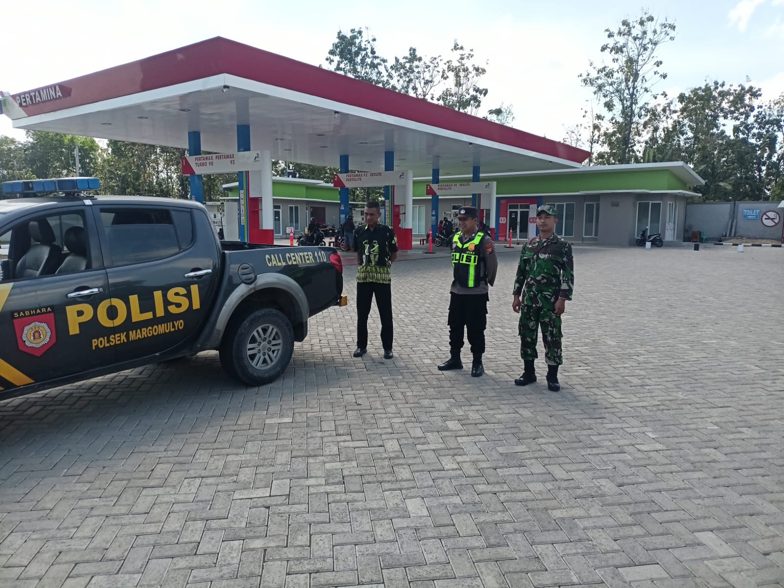 Polsek Margomulyo Giat Patroli Gabungan Untuk Menjaga Kamtibmas Agar Tetap Kondusif
