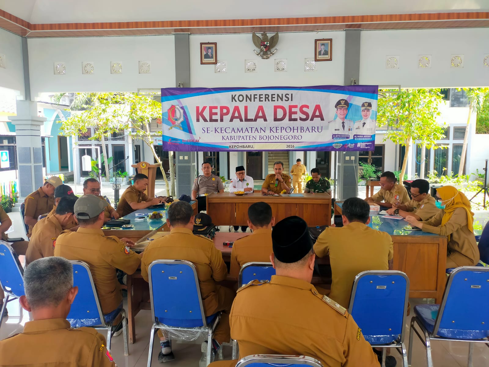 Kapolsek Kepohbaru Hadiri Konferensi Kepala Desa se-Kecamatan Kepohbaru