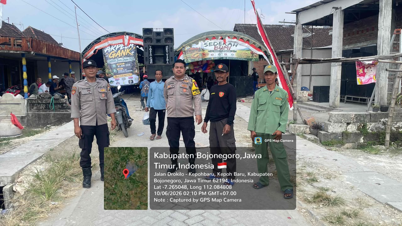 Polsek Kepohbaru Gelar Pengamanan Pagelaran Langen Tayub di Desa Pejok
