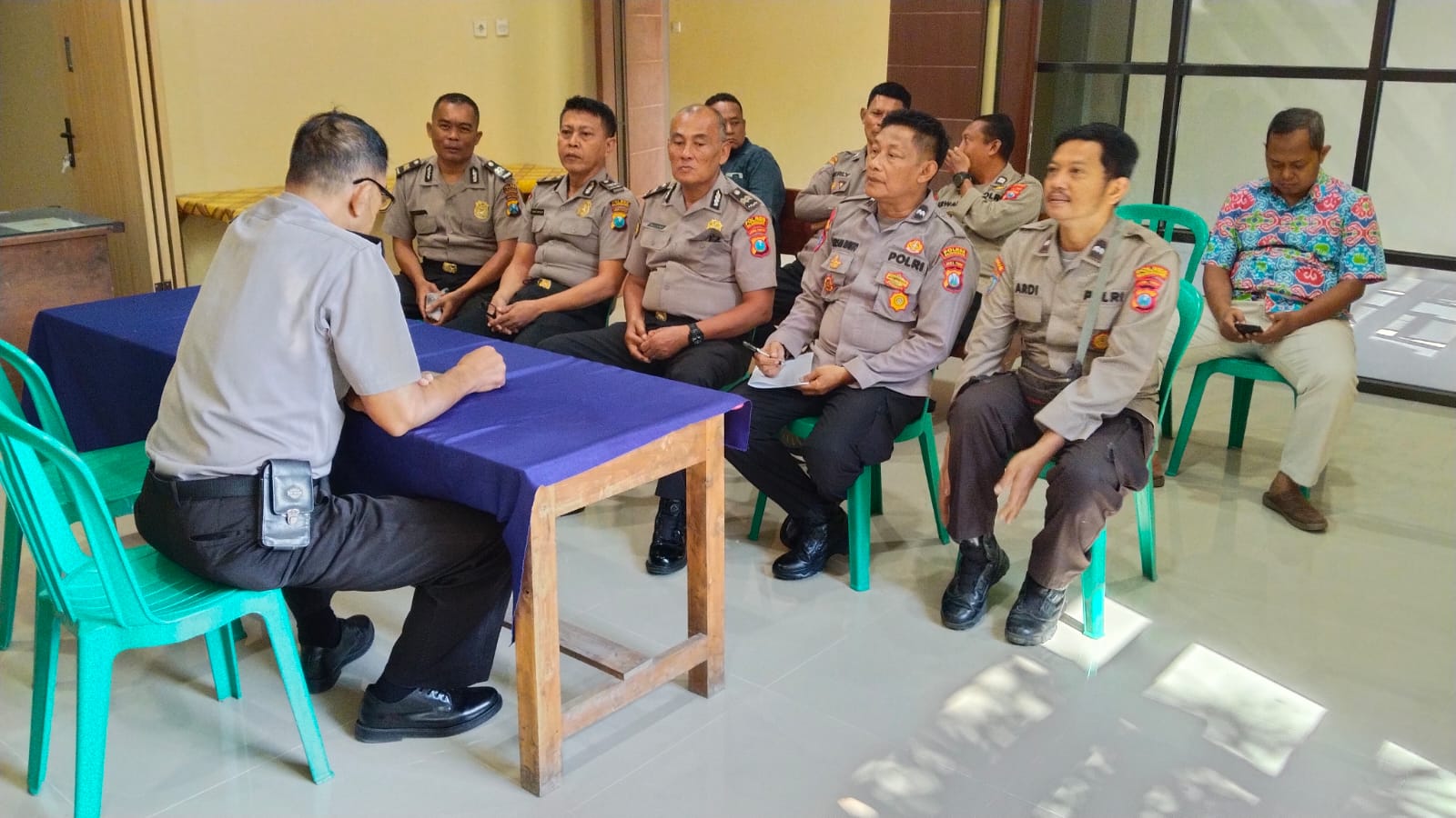 Kapolsek Trucuk Pimpin Anev Mingguan, Sampaikan Beberapa Arahan dan Penekanan Pimpinan