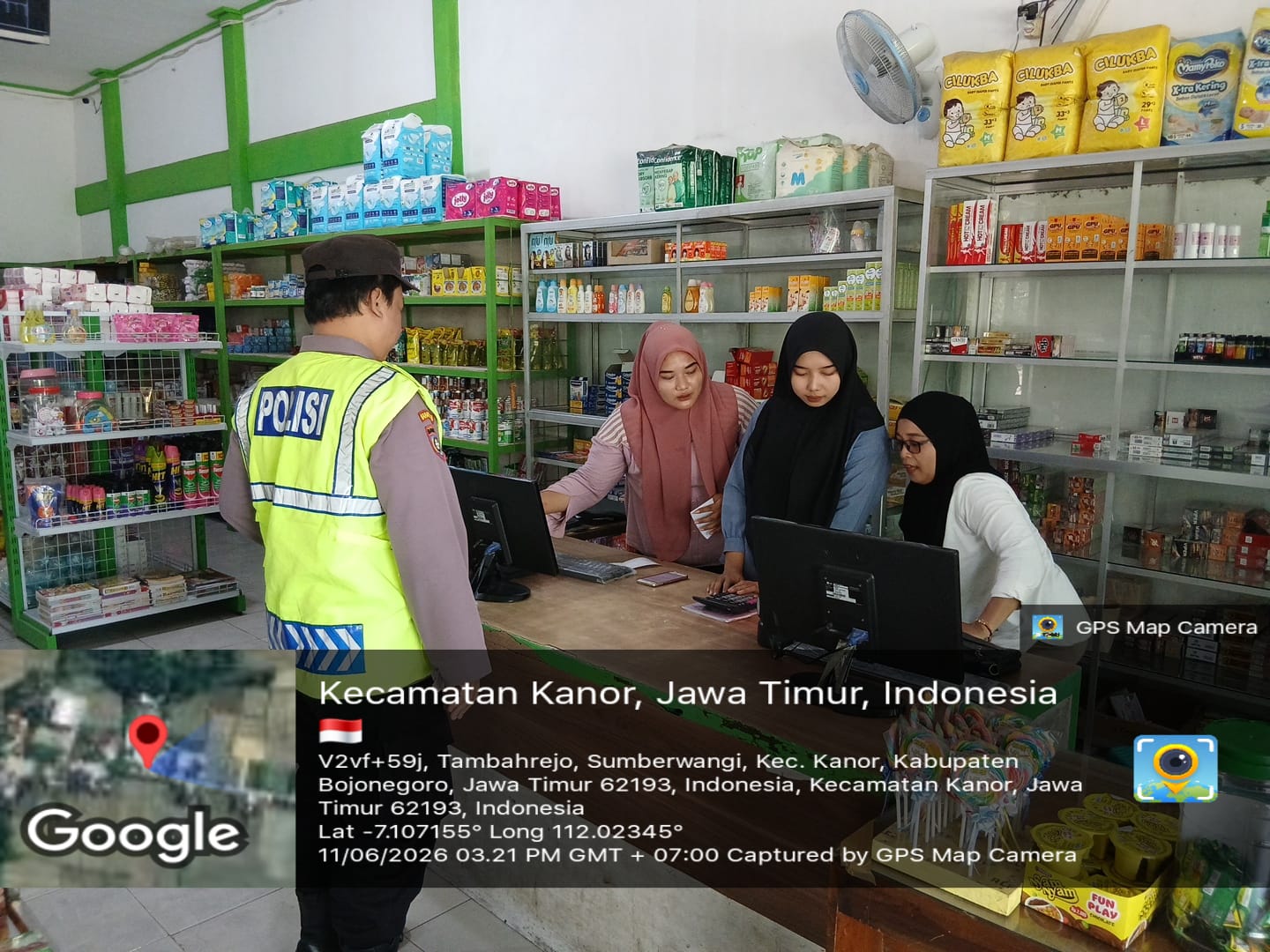 Polsek Kanor Tingkatkan Patroli Pertokoan Untuk Memberikan Rasa Aman