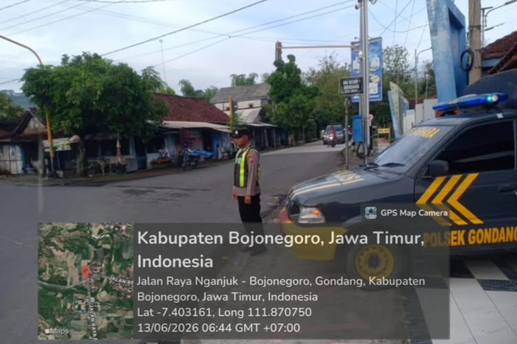 Polsek Gondang Melaksanakan Program Sapa Pagi