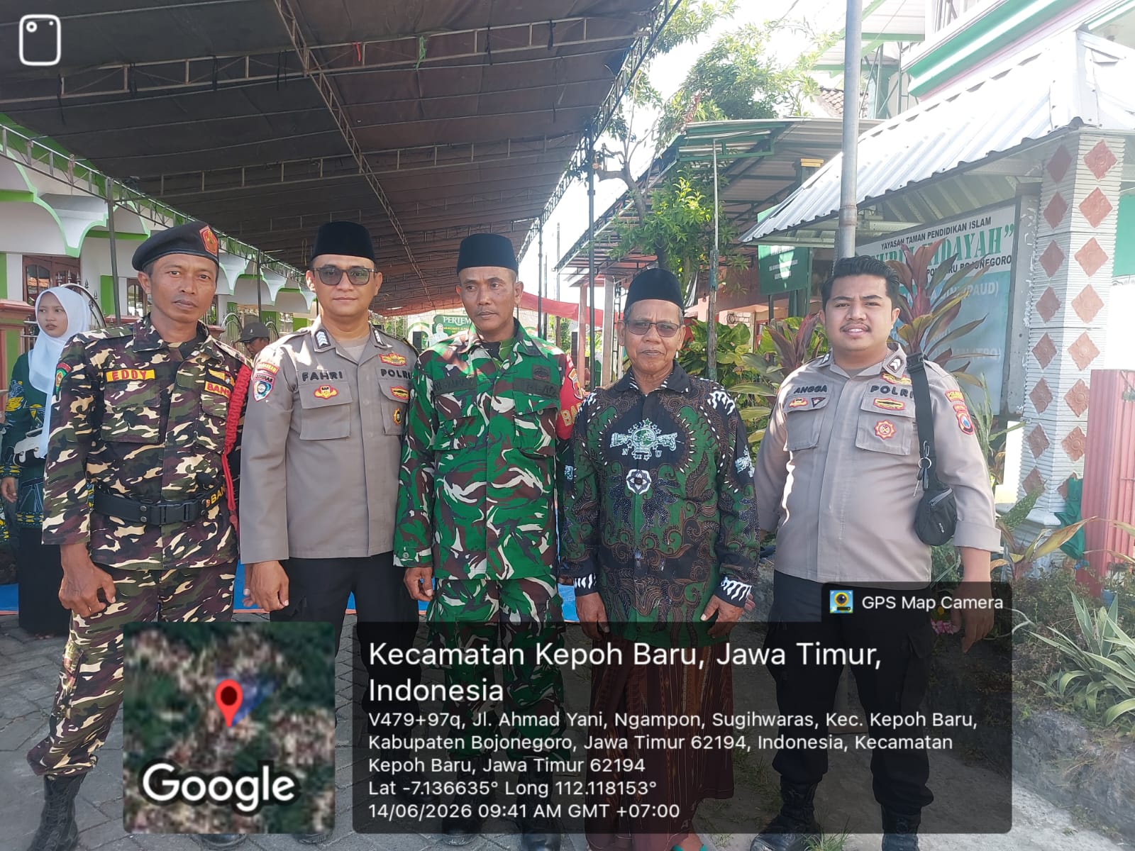 Polsek Kepohbaru Laksanakan Pengamanan Pertemuan Rutin Fatayat Muslimat NU Kepohbaru
