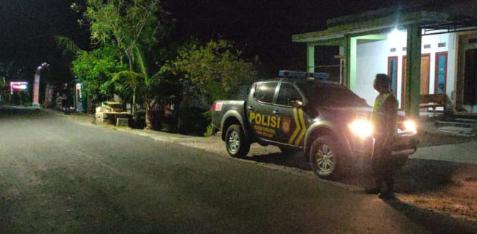 Piket jaga Polsek Sukosewu laksanakan Patroli Malam