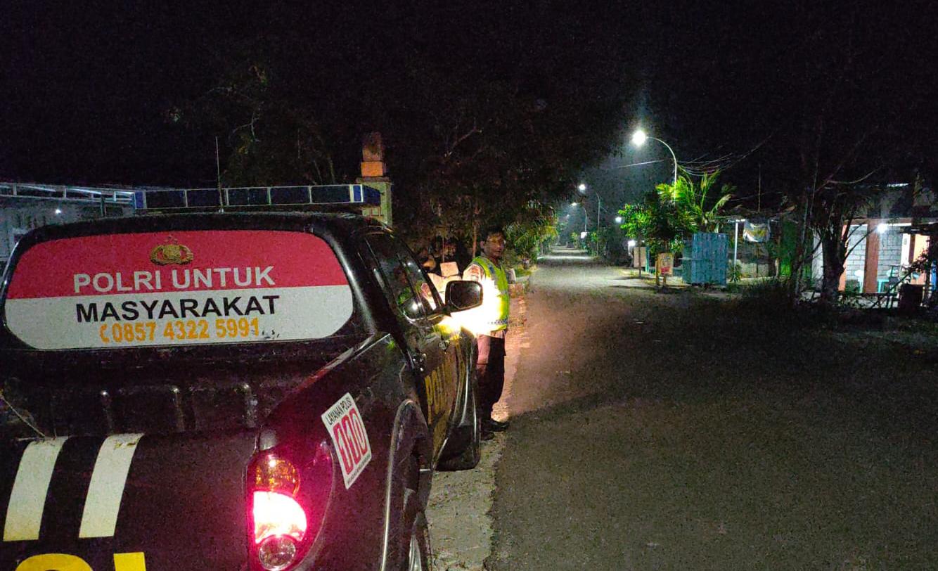 Anggota Polsek Sukosewu laksanakan Patroli Malam