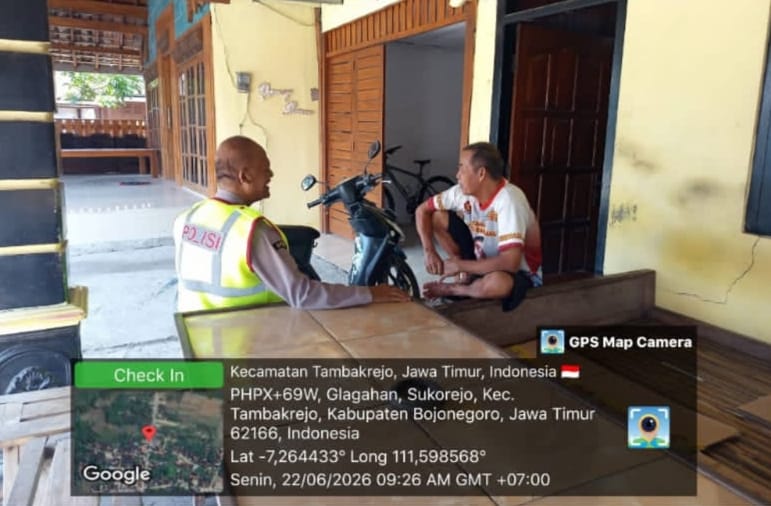Antisipasi Tindak Kejahatan 3C, Polsek Tambakrejo Laksanakan Patroli Dialogis Siang Hari Di Warung Kopi
