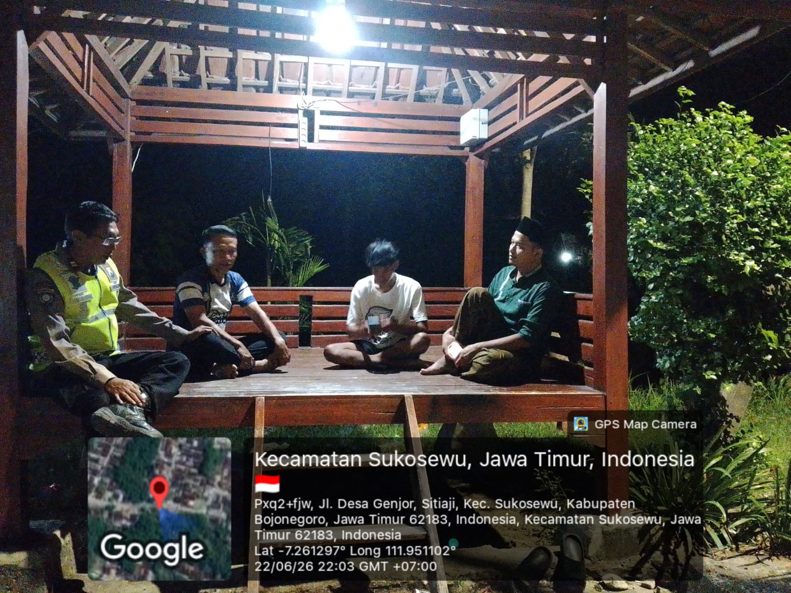 Anggota Polsek Sukosewu laksanakan Patroli Malam