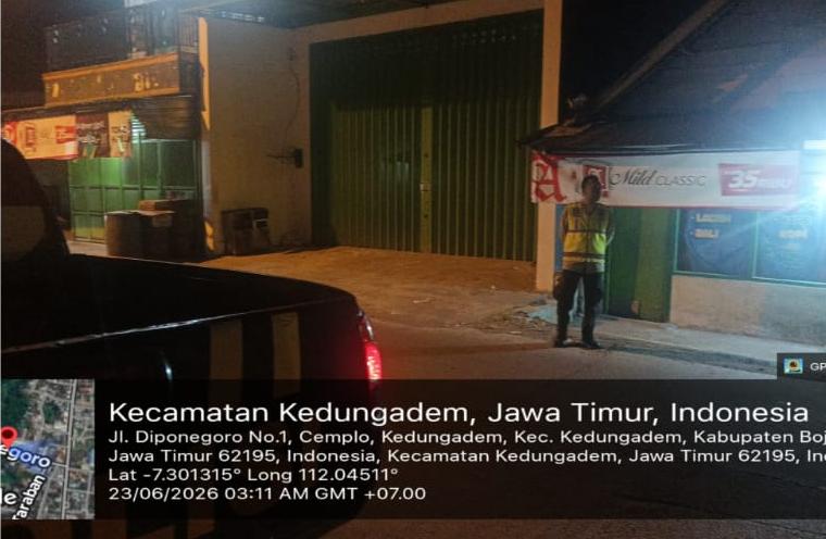Antisipasi Gangguan Kamtibmas, Polsek Kedungadem Tingkatkan Patroli dini Hari*