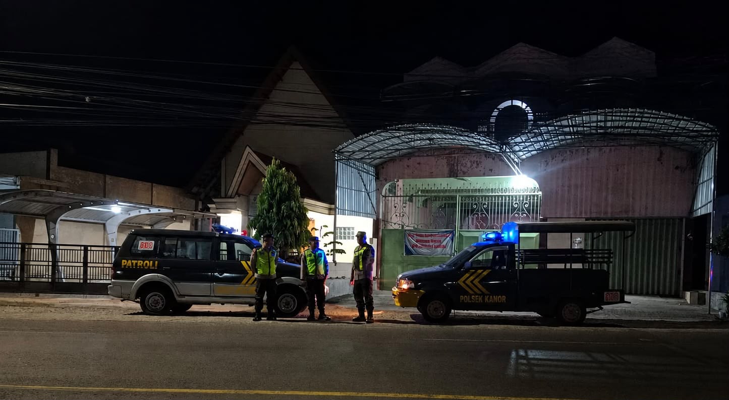 Antisipasi Kriminalitas Di Malam Hari, Polsek Sumberrejo Gelar Patroli Bersinggungan Dengan Polsek Kanor